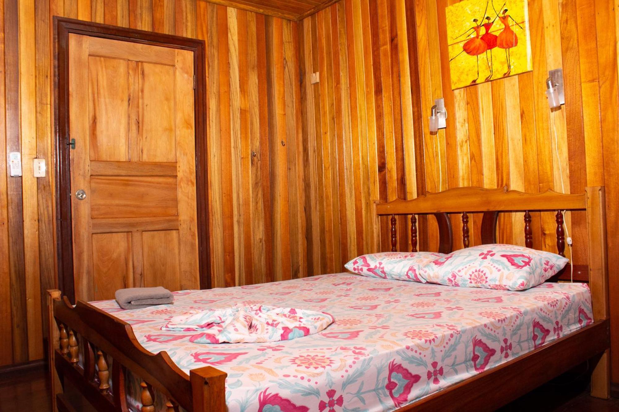 Bastimentos Hill Guest House Bocas del Toro Room photo